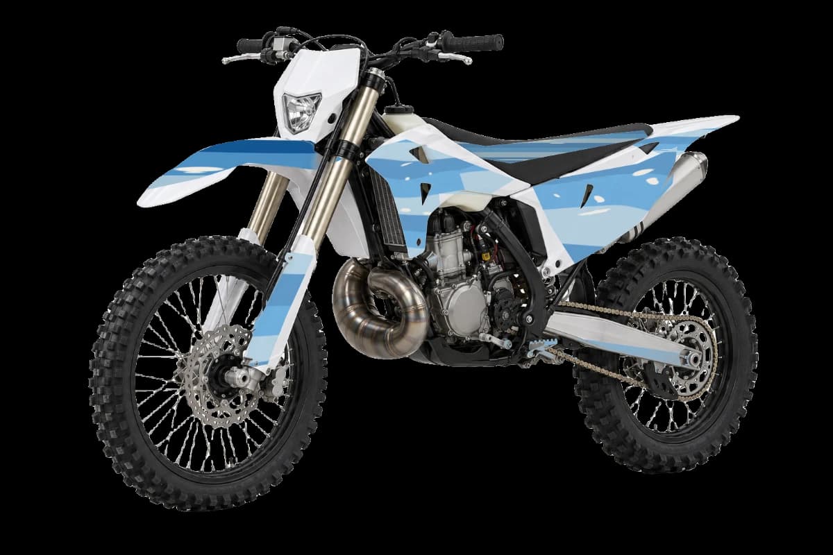 Wave style dirt bike graphics kit on a Rieju MR 300i