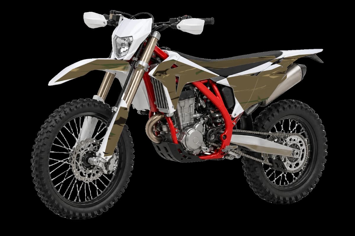 Woodland camo style dirt bike graphics kit on a Beta RR X-PRO 430 4T